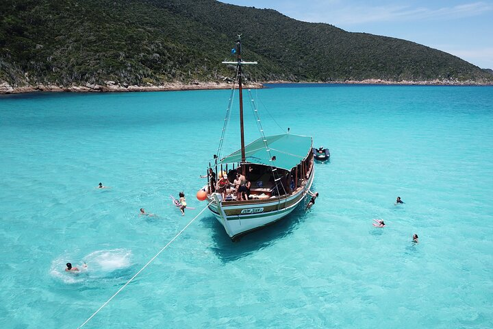 Don Juan Boat Trip in Arraial do Cabo - Photo 1 of 10