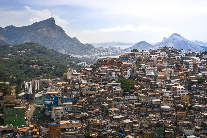 Rocinha from high above. a Stephan Gollan photo. 