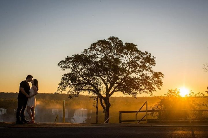 Private Photo Session with a Local Photographer in Iguazu Falls - Photo 1 of 8