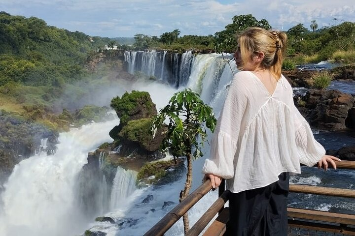 Private tour of both sides in a day (Brasil and Argentina Falls) - Photo 1 of 25