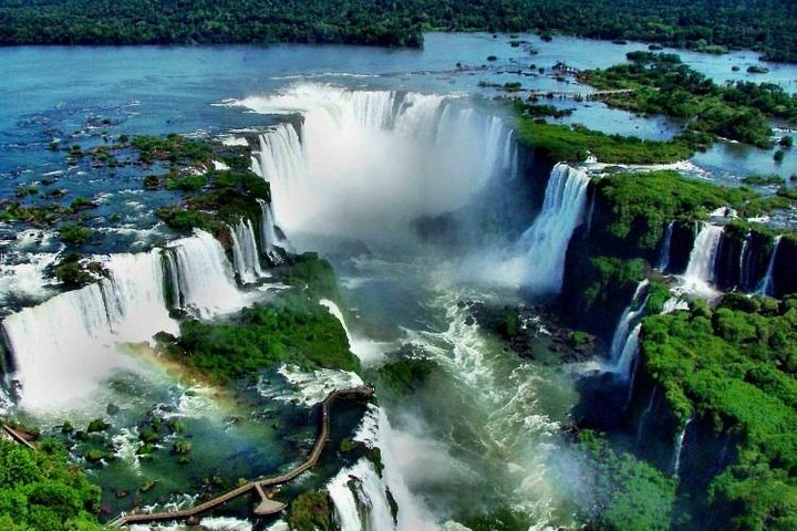 Private Transport to Cataratas Argentina - Photo 1 of 2