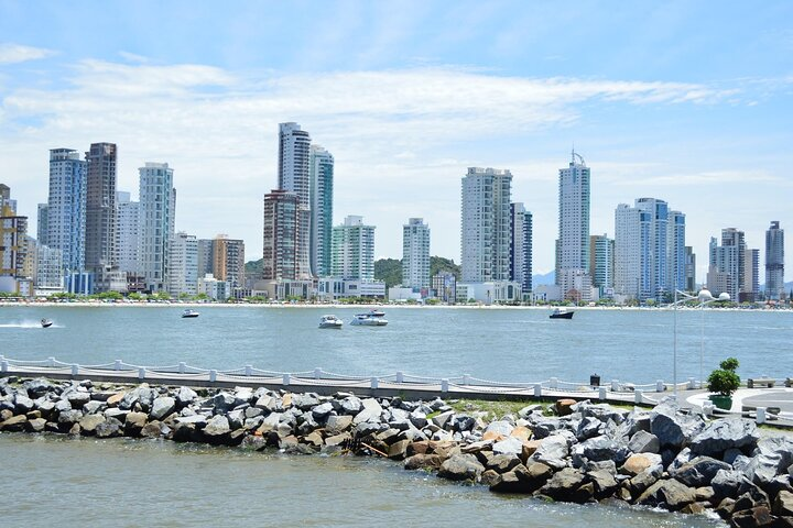 Tour Balneario Camboriu and Laranjeiras Beach TELEFERICO INCLUDED - Photo 1 of 2