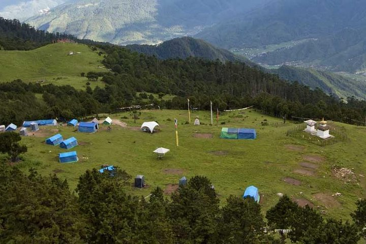 Bumdrak Campsite at 3860m altitude