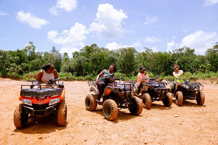 Belmopan, Belize Photographer - Photo 1 of 6