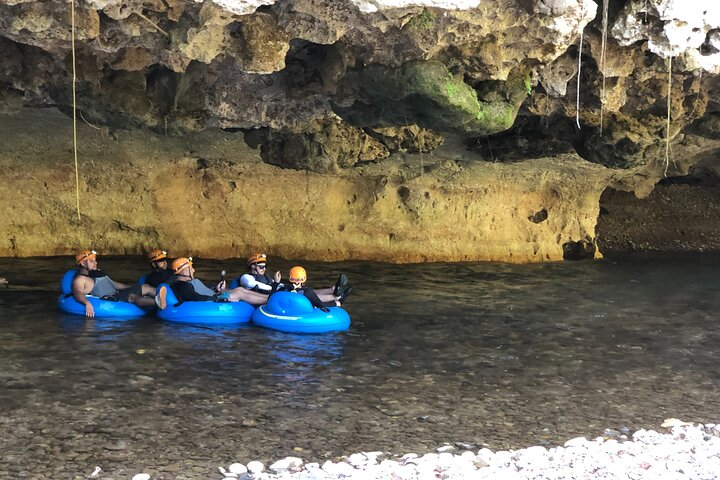 Charlie's Cave Tubing Tour for cruisers (lunch included) - Photo 1 of 4