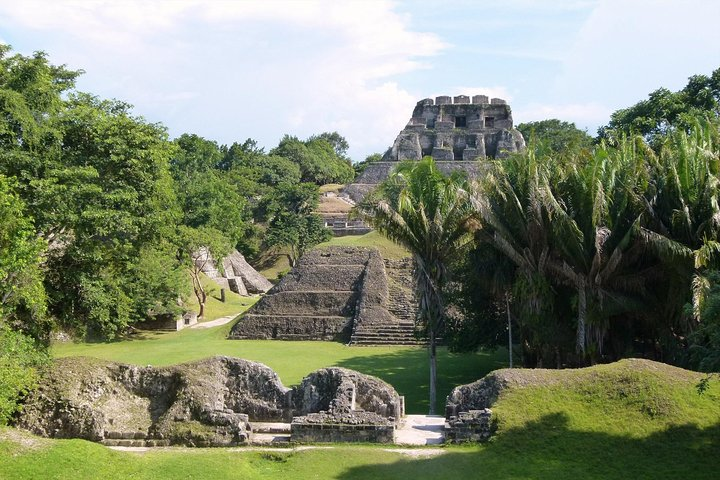 Xunantuniche Mayan Ruin