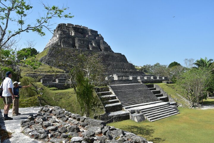 Xunantunich horseback riding tour - Photo 1 of 10