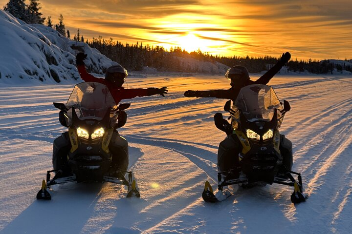 1 Hour Private Snowmobile Adventure in Yellowknife - Photo 1 of 4