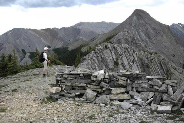 Day Hike in Kananaskis Country - Photo 1 of 7