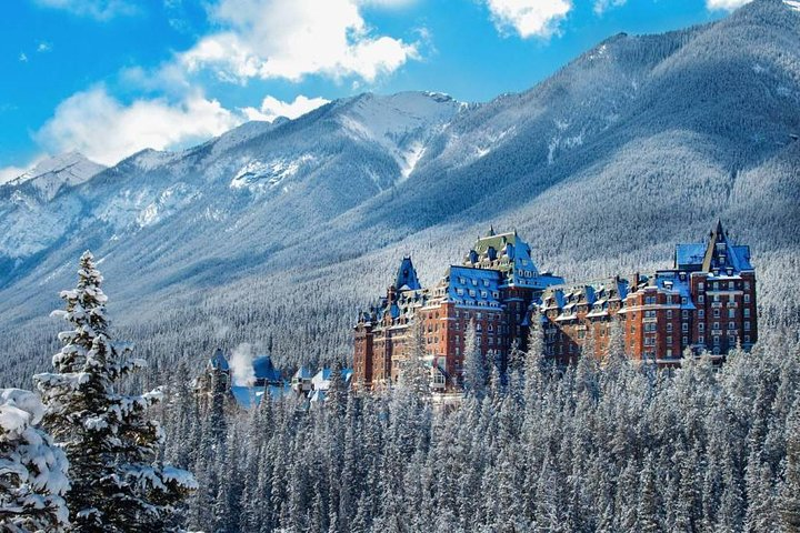 [Day Tour] Sulphur Mountain, Banff Gondola & Upper Hot Springs - Photo 1 of 5