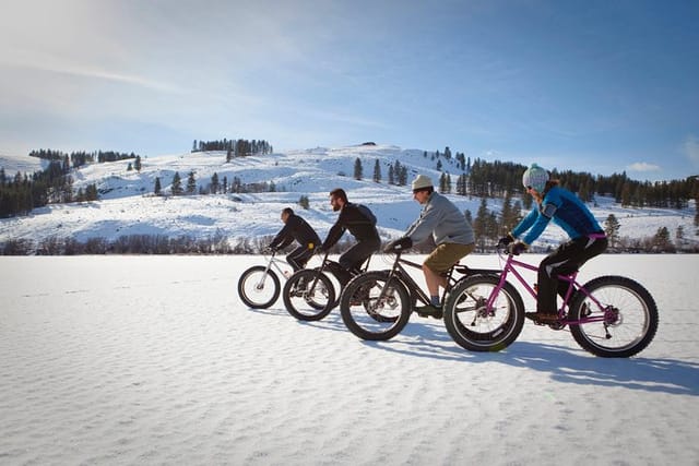 Fat eBike Ride on Mount Royal - Photo 1 of 5