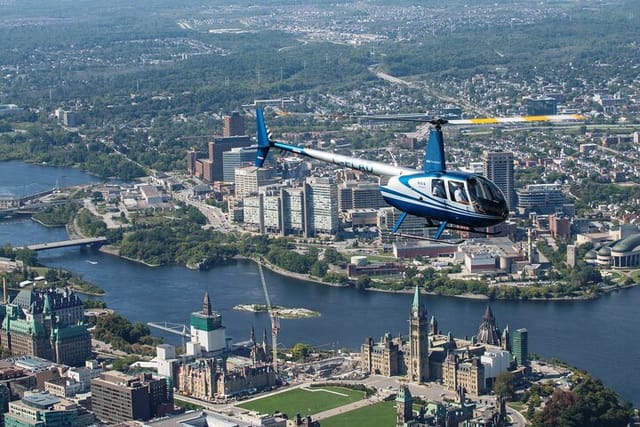 Helicopter Private Tour Over Ottawa 70KM in 20 min  - Photo 1 of 3