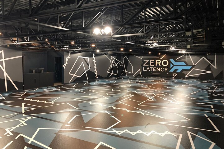 Our 2200 sq feet (200m) arena where you'll be free to move around and explore immersive worlds.