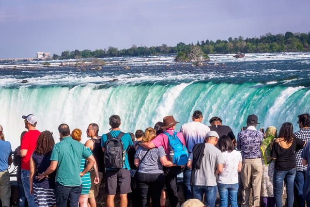 Niagara Falls One-Day Discovery Tour from Toronto - Photo 1 of 6