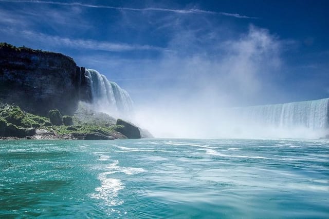 Niagara Falls Private Half Day Tour with Boat and Helicopter  - Photo 1 of 12