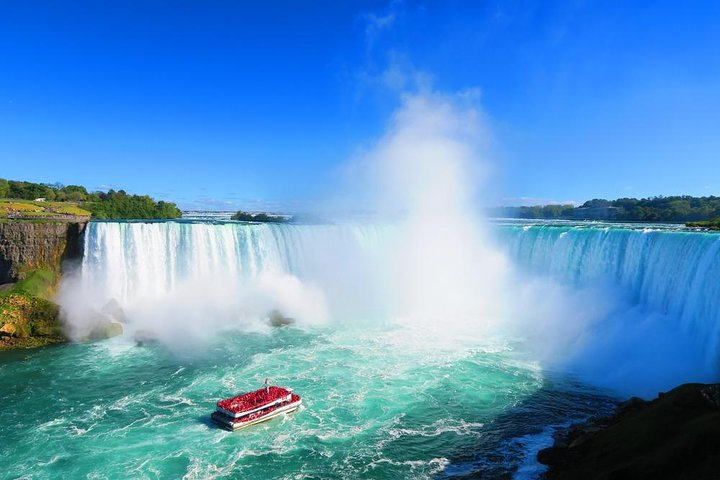 Niagara Falls Tour with Cruise with Transportation from Toronto - Photo 1 of 8