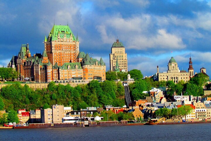 Private 3-hour City Tour of Quebec with driver and guide - Hotel pick up - Photo 1 of 11