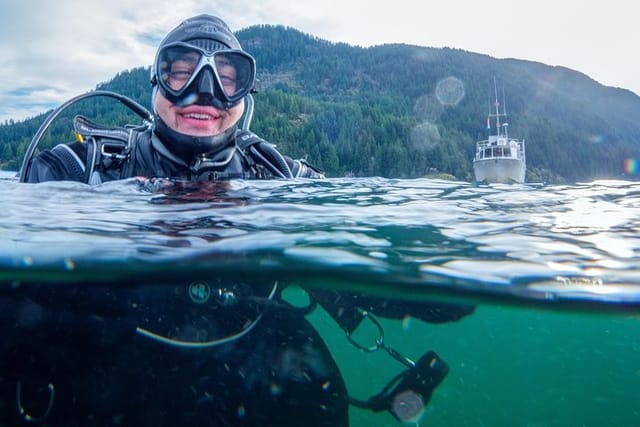 Scuba Dive Boat Charter in Vancouver (Certified Divers Only!) - Photo 1 of 11