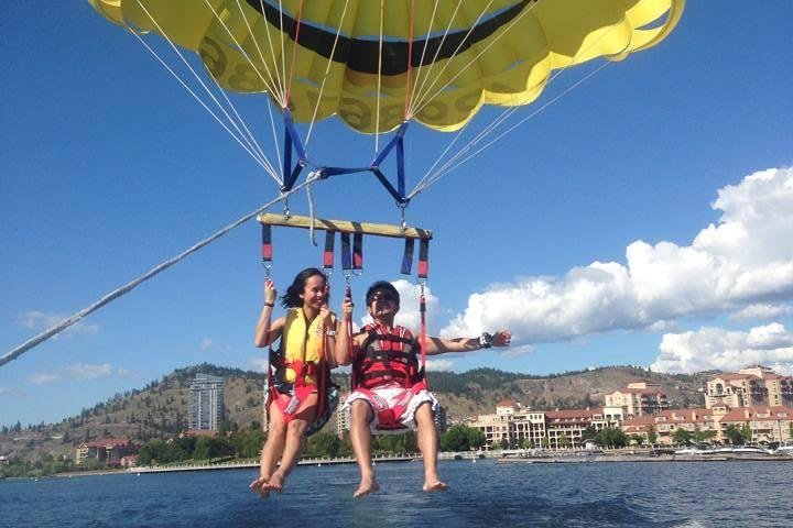 tandem parasailg