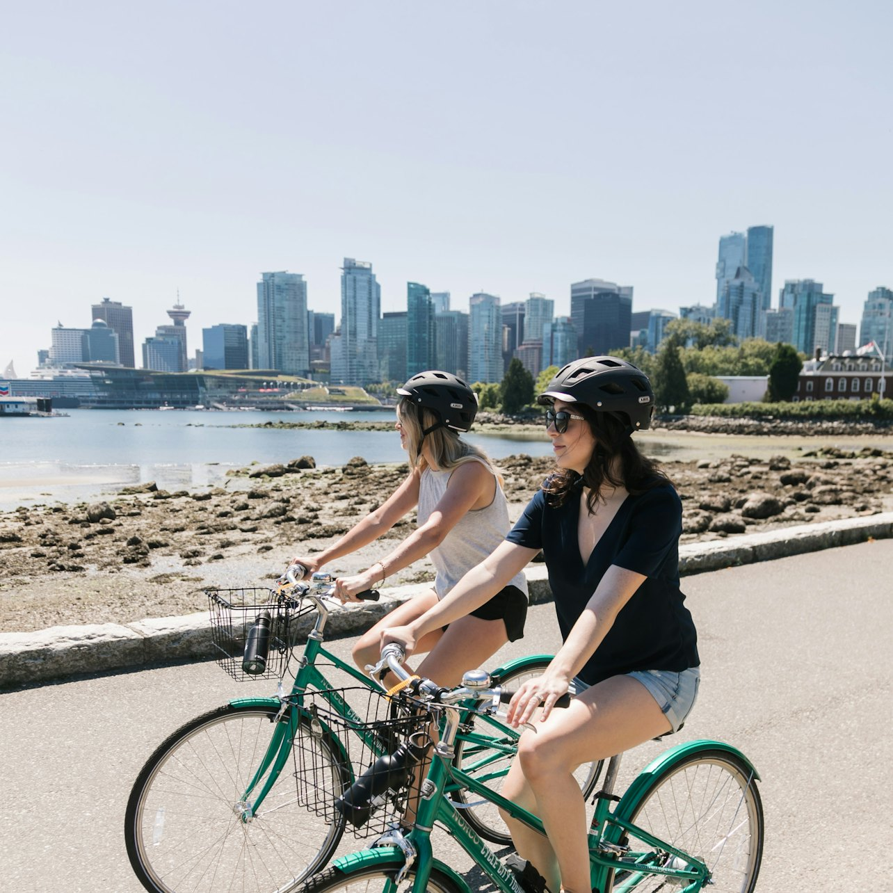 Vancouver City Bike Rental - Photo 1 of 10