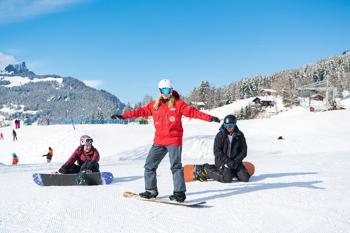 Afternoon Beginner Package Snowboard - Photo 1 of 4