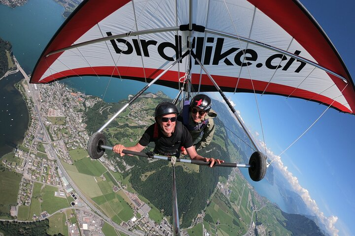 Birdlike Hang Gliding Lucerne - Photo 1 of 8