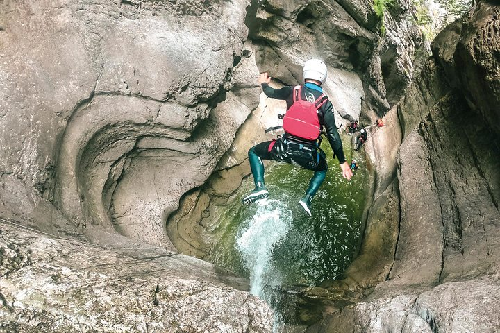 Canyoning Chli Schliere with OUTDOOR (Advanced) - Photo 1 of 9