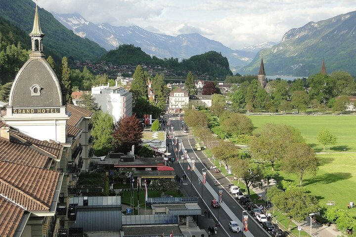 Interlaken Walking tour With a Private Professional Guide  - Photo 1 of 5