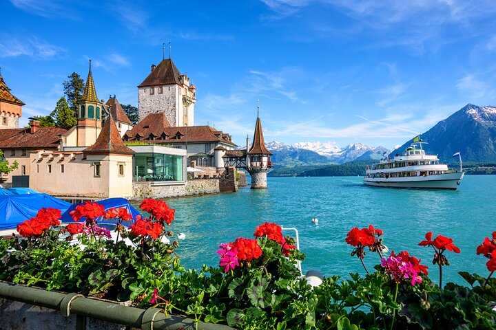 Lake Thun and Lake Brienz Day Pass Ticket for Lake Boat Cruises - Photo 1 of 6