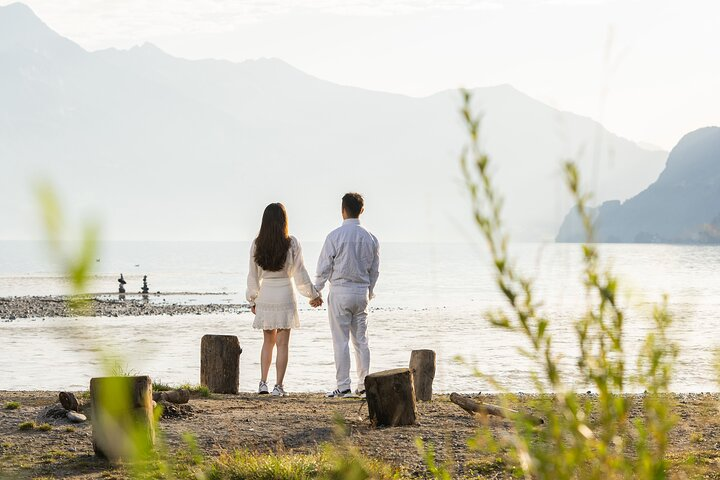 Bönigen am Brienzersee bei Sonnenaufgang