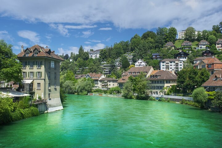 Private Transfer From Zurich to Bern - Photo 1 of 7