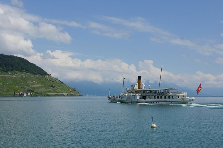 Round trip cruise from Lausanne to Chillon - Photo 1 of 6