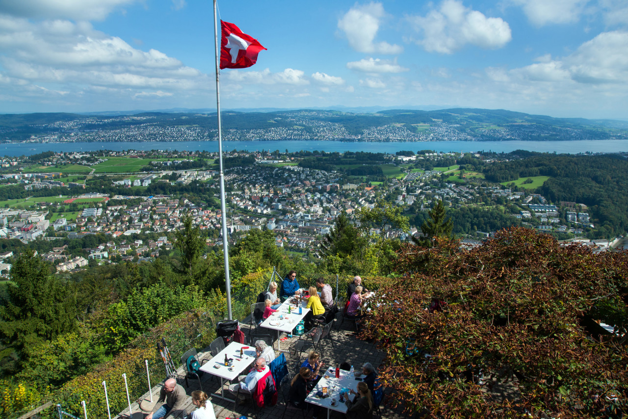 Zurich Sunset Tour and Dinner with Swiss Cheese Fondue - Photo 1 of 7