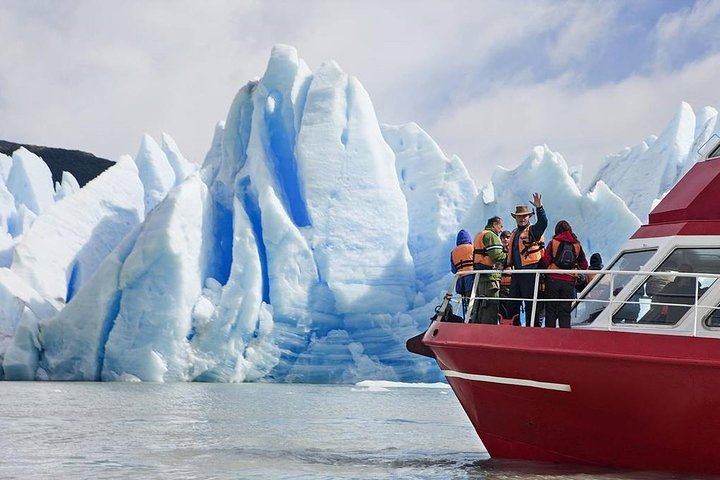 Balmaceda and Serrano navigation