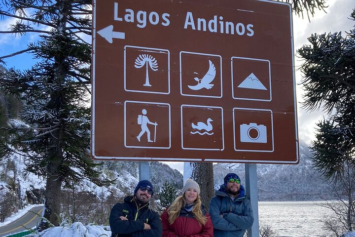 Enter a magical world of natural beauty in the Andean Lakes of the Villarrica National Park, Puesco sector, among araucaria forests and a diversity of native flora and fauna.