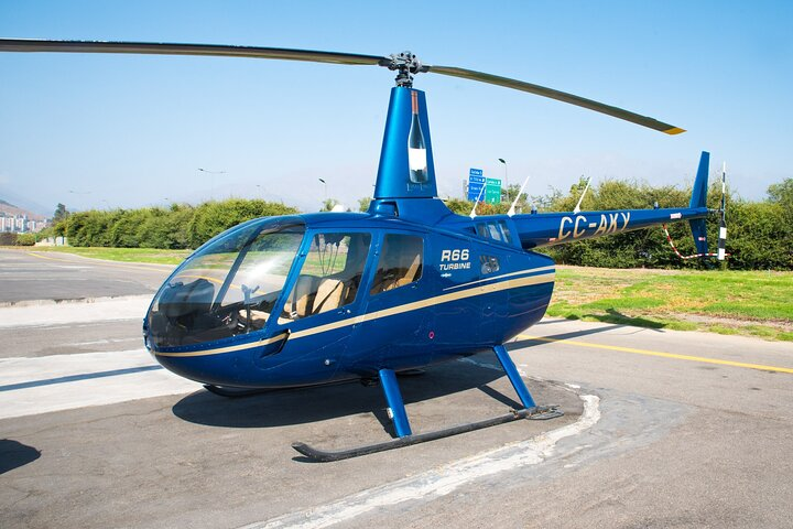 Private Helicopter Ride in Santiago with hotel transport - Photo 1 of 25