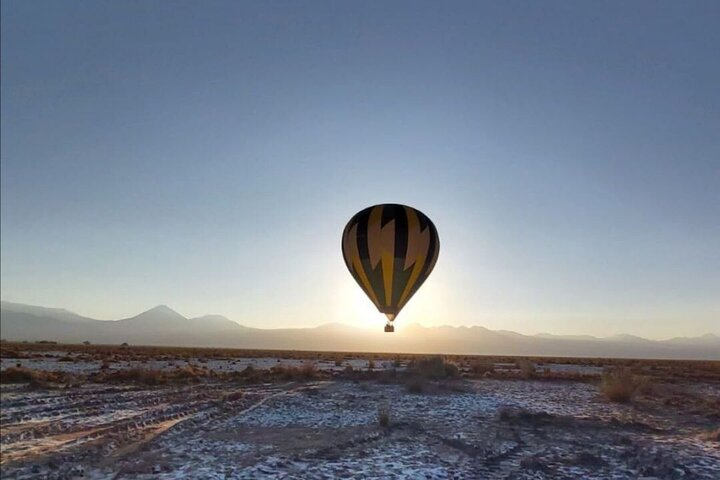 Travel Hot Air Balloon in Atacama Desert from September to May  - Photo 1 of 14