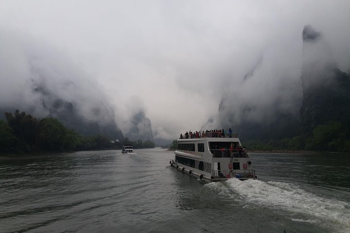 1-Day Relaxing Li River Cruise Private Tour With the English Speaking Driver - Photo 1 of 20