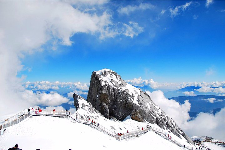 Jade dragon snow mountain 