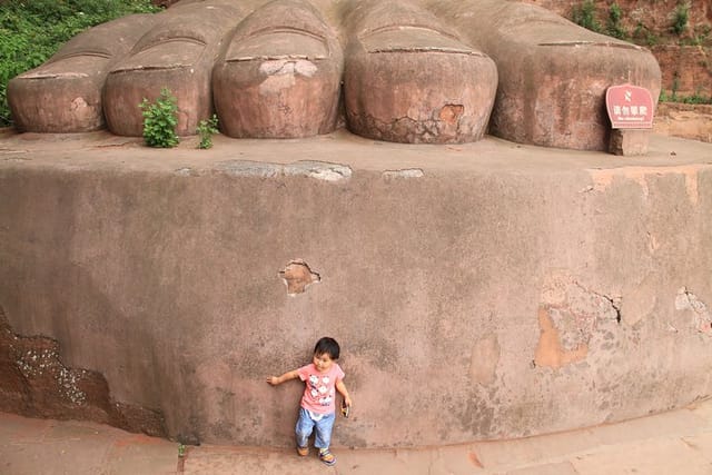 Chengdu Leshan Buddha