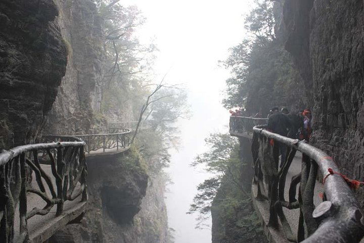 Day Tour for Tianmen Mountian and The Longgest Glass Bridge in the world - Photo 1 of 10