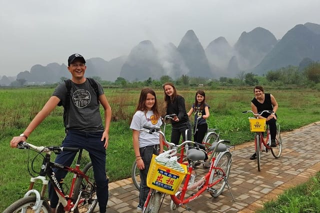 Family cycling tour.