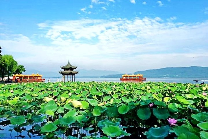 Hangzhou Private Amazing English Tour Guide Service - Photo 1 of 5