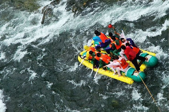 Mengdong River Rafting Adventure and Furong Old Town Private Tour - Photo 1 of 6