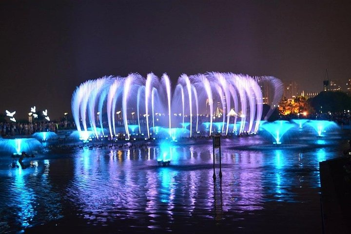 Music fountain show