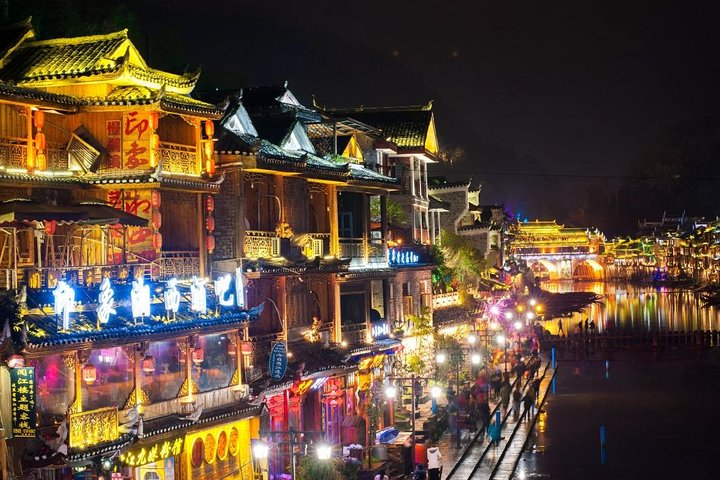 One and a half days tour to Fenghuang Ancient Town from Zhangjiajie - Photo 1 of 8