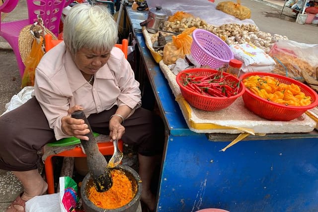 Sanya Shore Excursion: Sanya Luhuitou Park & Local Grocery Market visit - Photo 1 of 9