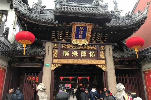 Shanghai Temple Of the Town God (Chenghung Miao)