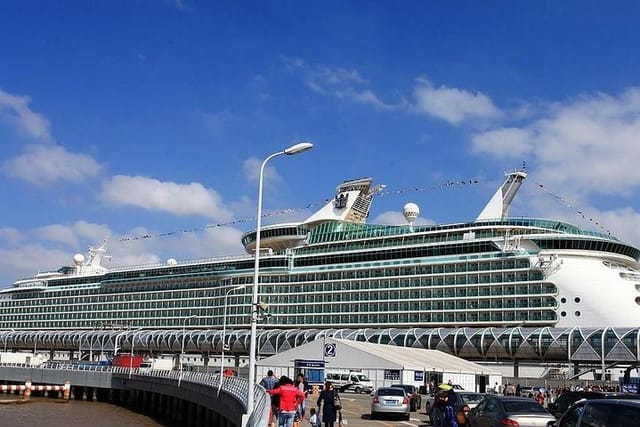 Shanghai Wusongkou Cruise Terminal pickup and transfer to Pudong Airport - Photo 1 of 4