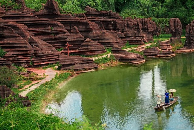 Red Stone Geological National Park